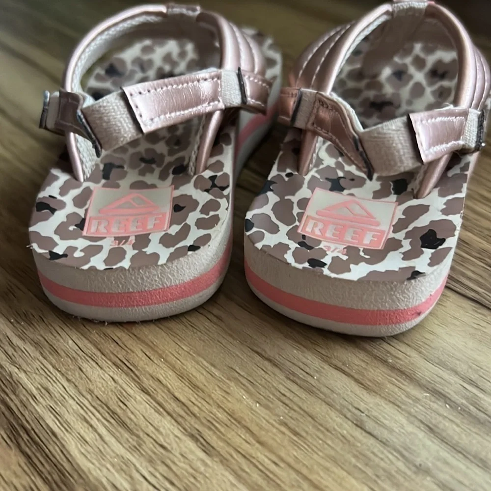 REEF Thong Sandals Flip Flops Shoes